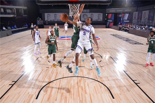 传球时机 传球时机