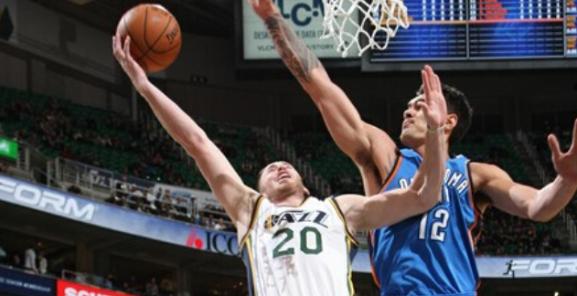 助力香港重 助力香港重