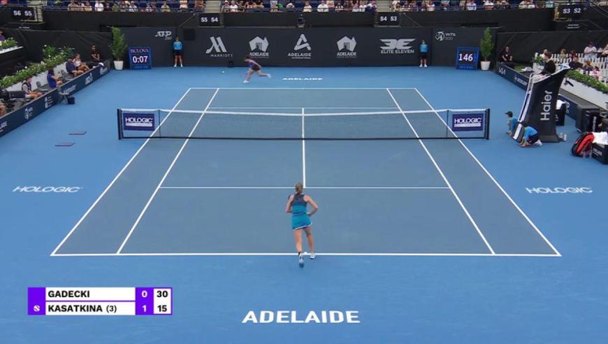 并在关键时 并在关键时