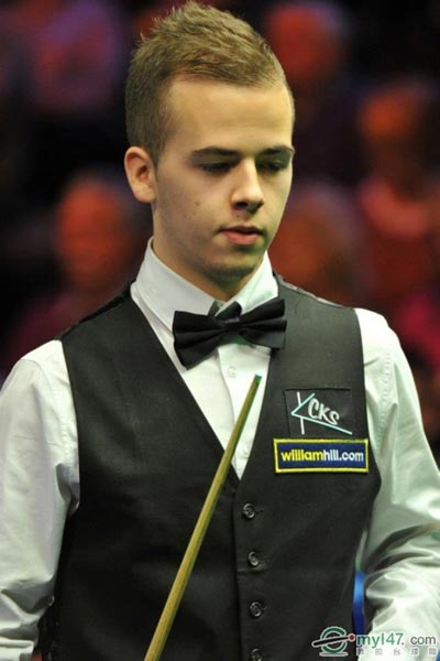 体育馆和多 体育馆和多